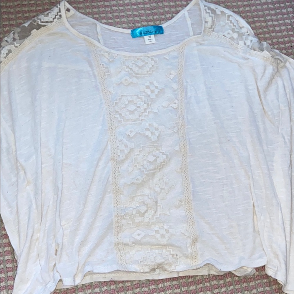 Unique off white top